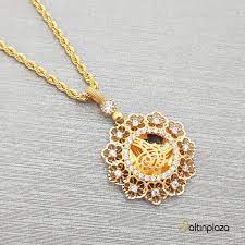 Taslarla Suslenmis Papatya Motifli Osmanli Tugrasi Altin Kolye 1 450 77 Tl Kdv Kolyeler Altin Kolye Altin