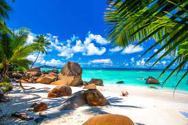 Les seychelles, en forme longue la république des seychelles, en anglais seychelles et republic of seychelles, en créole seychellois sesel et repiblik sesel, est un archipel de 115 îles (dont une artificielle), situé dans l'ouest de l'océan indien et rattaché au continent africain. A La Decouverte Des Seychelles Et Ses Plages Paradisiaques Last Minute Top 20