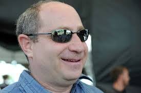 Casey Bean's Instagram, Twitter & Facebook