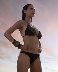 एक ऐसी जर्मन अदाकारा जिसने बॉलीवुड में अपने ठुमके से मचा दिया बवाल, हॉटनेस  का लेवल ही अलग है