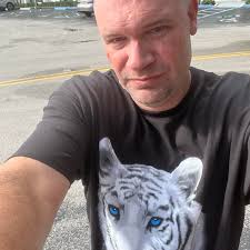 In your opinion what's the average pay of a truck driver? Local, regional  and OTR