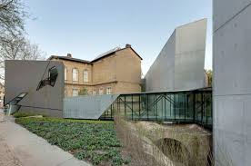 Eine der zehn besten bildergalerien der welt! Anbau Von Libeskind In Osnabruck Eroffnet Schattenspiele Architektur Und Architekten News Meldungen Nachrichten Baunetz De