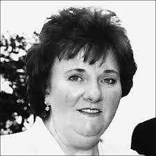 Jo Meade's Instagram, Twitter & Facebook