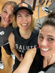 Lightweight champion dominating in military grappling