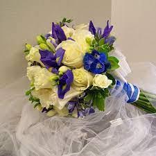 Pin By Corinne Wightman On Weddings Bouquets Wedding Bouquets May Weddings Rose Bouquet