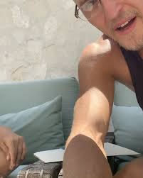 I didn’t post about it, but yesterday I moved out of the incredible 3  bedroom penthouse I had for the last 5 months, all to myself, It didn’t hit  me until I closed that door one last time that I ...