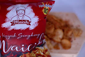 Campurkan semua bahan yang sudah anda siapkan di atas dengan bergiliran dan sedikit demi sedikit. Keripik Singkong Maicih Level 10 Kemasan 100 Gram