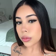 Leslie Medrano (@l3sss.m_) • Instagram photos and videos