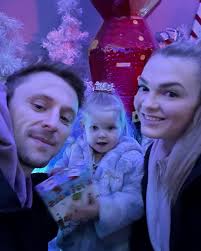 Margo goes to see Santa!🎅🏼