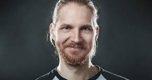 Thomas Buck wechselt von Razer zu HandyGames