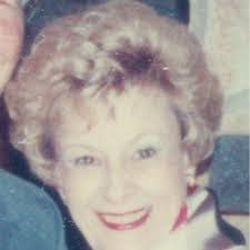 Florence Marks's Instagram, Twitter & Facebook