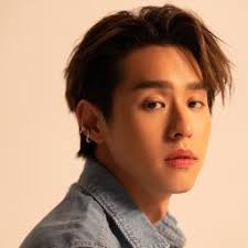 ยิ้มทั้งน้ำตา (Smile With Tears)