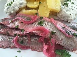 Matjes In Sherry Rotwein Marinade Von Schnappipapi Chefkoch Rezept Rezepte Matjes Fisch Zubereiten