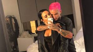 Jun 10, 2021 · kanye west and irina shayk confirmed romance rumors with a stroll together in provence, france. Demi Lovato S Ex Boyfriends Dating History 5 Fast Facts Heavy Com