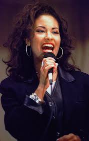 She was born on april 16 of 1971 in lake. Remembering Selena On 20th Anniversary Of Her Death