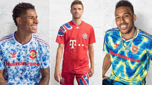 Bayern munich human race shirt bnwt men's l. Adidas And Pharrell Williams Release Stunning Humanrace Retro Kits