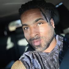 Should I buy pc components separately or all at once?