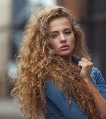 Inadequate moisture caused by the chemicals used in perming or dyeing can lead to hair ends with cracks, scalp irritation, and in extreme cases, hair thinning or hair loss. 8 Best Home Hair Perm Kits Of 2021