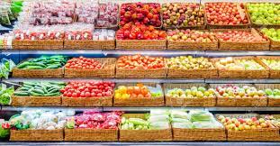 Mus aus nutzpflanzen) ist heute ein sammelbegriff für essbare pflanzenteile wild wachsender oder in kultur genommener pflanzen. Frisches Obst Und Gemuse Auf Dem Regal Im Supermarkt Fur Gesunde Konzept Lizenzfreie Fotos Bilder Und Stock Fotografie Image 59186194