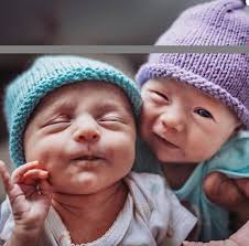 Babycute Twin Twins Baby اطفال توينز توأم مساء مساء الخير صور صوره توام تصميم تصاميم مواليد رمزيه كيوت كيات Twin Baby Girls Baby Girl Portraits How Many Kids