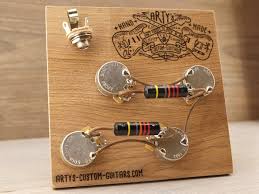 Commonly found in the gibson les paul, the switchcraft 3 way toggle is the switch of choice for countless high end guitars. Wiring Harness Les Paul 50 S Arty S Custom Guitars