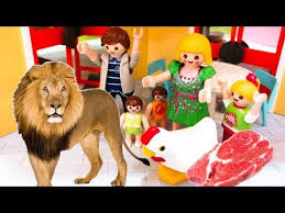 الأسد الهارب راح عند بيت جنه ورؤي عائلة عمر قصص اطفال افلام بلاي Playmobil Youtube Character Fictional Characters Ronald Mcdonald