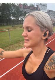 Lacey McLendon (@lacey.gail)