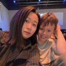 Whoa!! Vivitar Digital Camera Binoculars with Night Vision only $79.99  shipped ($555 value)! Say BINOCULARS for this great gift idea!