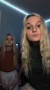 Isabella Kirk's Instagram, Twitter & Facebook