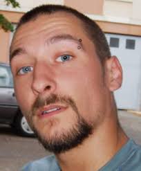 Les relations de Yannick CARDINALI