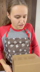 Several people have asked recently about the story behind the Wrinkled Mess  Club so I thought I would share it again. ❤️ After someone commented