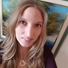 Linda Gager's Instagram, Twitter & Facebook