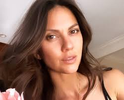 Comedian And Tv Host Daniel Tosh S Family Bhw In 2020 Daniel Tosh Celebrity Families Comedians