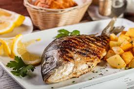 Gebratene Dorade Mit Knoblauch Und Pfeffer Dorade Rezept Dorade Braten Rezepte