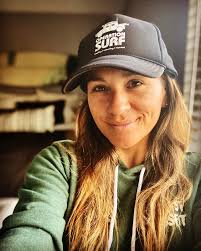 Women Veterans Surf Project (@womenveteranssurfproject) • Instagram photos  and videos