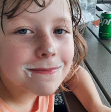 47 years ago today, a plane carrying the members of the Southern rock group  Lynyrd Skynyrd crashed near Gillsburg, Mississippi. Six people were  tragically killed: Captain Walter McCreary, First Officer William John