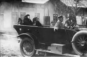 Regele Ferdinand Si Regina Maria Pe Front In Timpul Primului Razboi Mondial Onesti 1917 Rumanien Englische Prinzessin Coburg