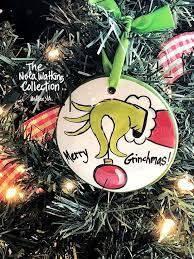 Merry Grinchmas Grinch Christmas Ornament Handpainted Etsy Christmas Crafts Decorations Diy Christmas Ornaments Wood Christmas Ornaments