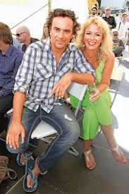 S ním si taky před narozením vlastní dcery v roce 2007 osvojila holčičku sáru. Lucie Benesova A Tomas Matonoha Nelitostny Boj O Manzela Rf Hobby Cz