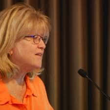 Mandy Stone, former assistant Buncombe Co. manager, sentenced to 33 months