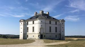Ve 42 opiniones y 14 fotos de usuarios, y unas grandes ofertas para el chateau le barreau, clasificado en el puesto no.1 de 1 b&b / hostal en. La Renaissance Du Chateau Renaissance De Maulnes Yonne
