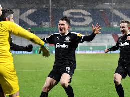 Enjoy the highlights of holstein kiel vs. Holstein Kiel Knocks Bayern Munich Out Of Dfb Pokal On Pks Sports Illustrated