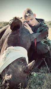 On attend maintenant de voir comment le palais va réagir à ces révélations de voici. Charlene De Monaco Aux Cotes Des Rhinoceros D Afrique Du Sud Hola Maroc