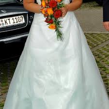 Die brautkleider sind erschwinglich und für jede figur gibt`s ein passendes modell. Lady Bird Brautkleid Verkaufen