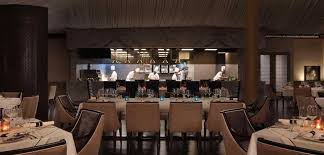 If You Want To Taste The Finest Authentic Chinese Cuisine Then The Roseate One Of The Best Chinese Res Best Chinese Restaurant Chinese Restaurant Fine Dining