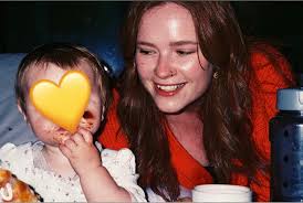 Hey there 👋🏻 My name is Lauren and I'm living/working near Madarao right  now and am keen to help out some families with child care this season if  anyone needs it! 👶🏻