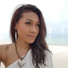 Zoe Rosarin (@StickneyRosarin)