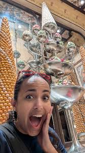 How will Epic Universe limit capacity with multi-day tickets?