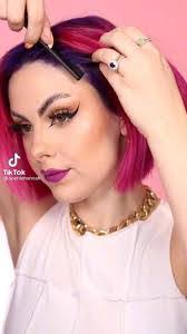 Kayli Scott's Instagram, Twitter & Facebook