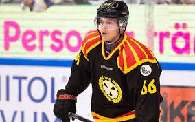 Nu står det klart att det blir spel i hockeyallsvenskan framöver. Lindelof I Frysboxen Tvingas Lamna Aftonbladet Live Kort Om Sport